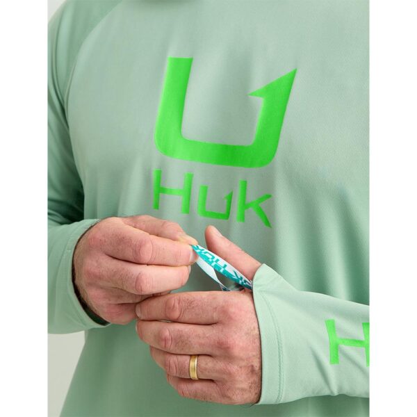 Huk Icon Crew Long Sleeve Shirt Fog Green M - Precision Shot Firearms
