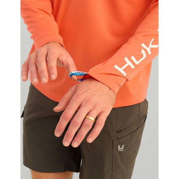 Huk Icon Crew Long Sleeve Shirt Fresh Salmon M - Precision Shot Firearms
