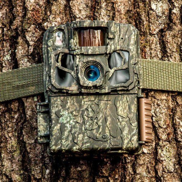 Browning Trail Camera Dark Ops FHDR (Radiant 4 Night Illum) 30MP incl/Batteries 32GB SD - Precision Shot Firearms