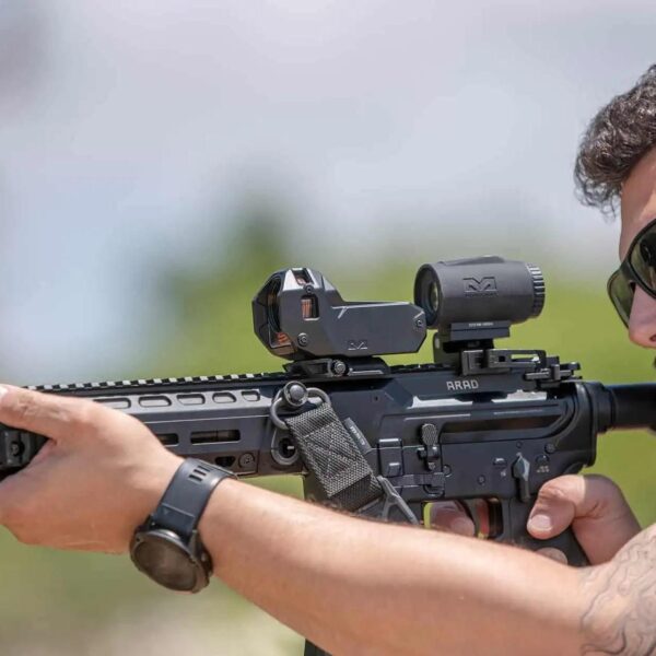 Meprolight M22 Self-Illuminated Reflex Sight Red MOA Triangle Black - Precision Shot Firearms