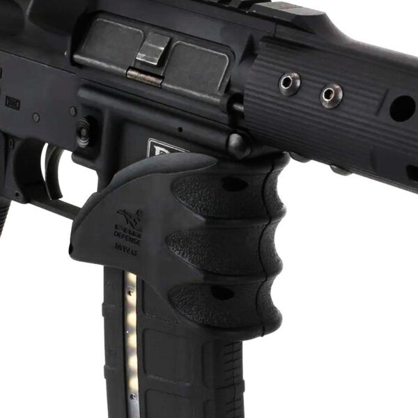 Mako Group Magazine well Grips for AR-15 - Precision Shot Firearms